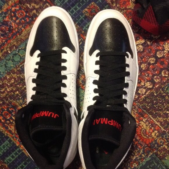 Jordan  Access Men\'s White & Black Leather Sneakers - 11.5 - New in Box